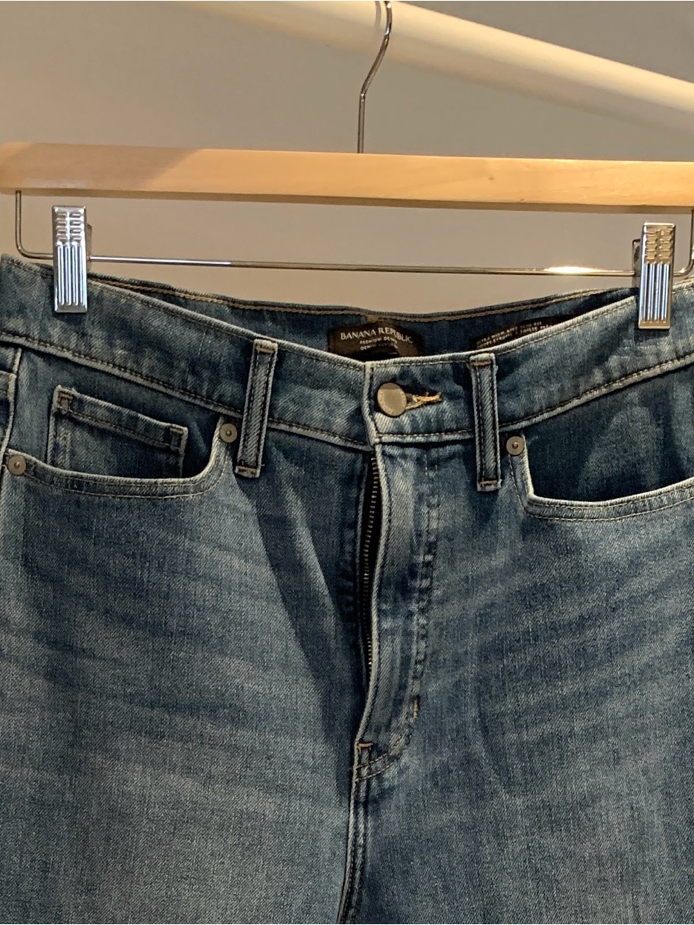 Banana Republic Premium Denim Ultra High‑Rise Slim Fit Jeans — Med Blue Size 29